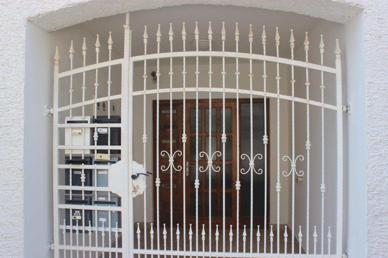 Apartment Franko بوريتش المظهر الخارجي الصورة
